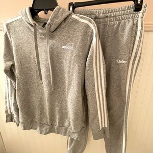 Adidas sweatshirt & jogger set